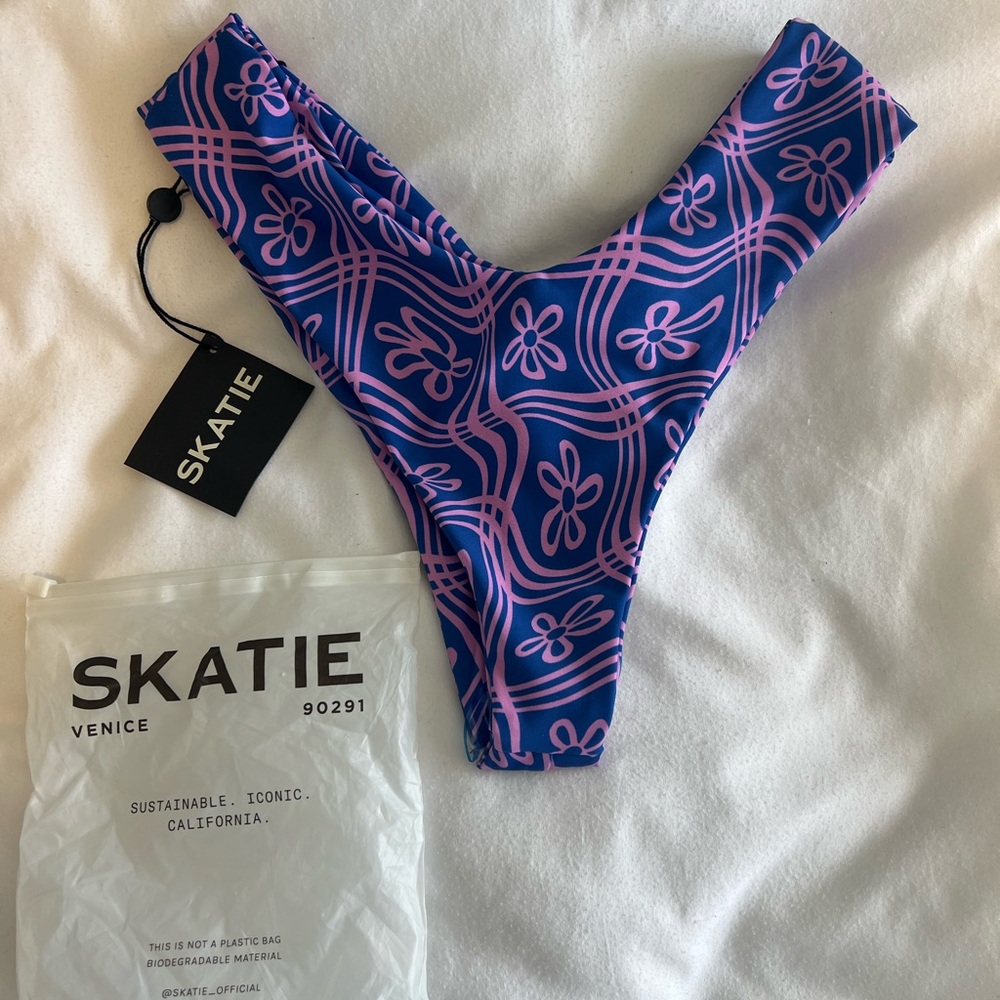 Skatie Blue and Pink Bikini Bottom
